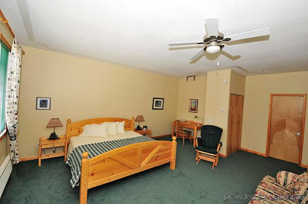 Aurora Inn Dawson City Εξωτερικό φωτογραφία